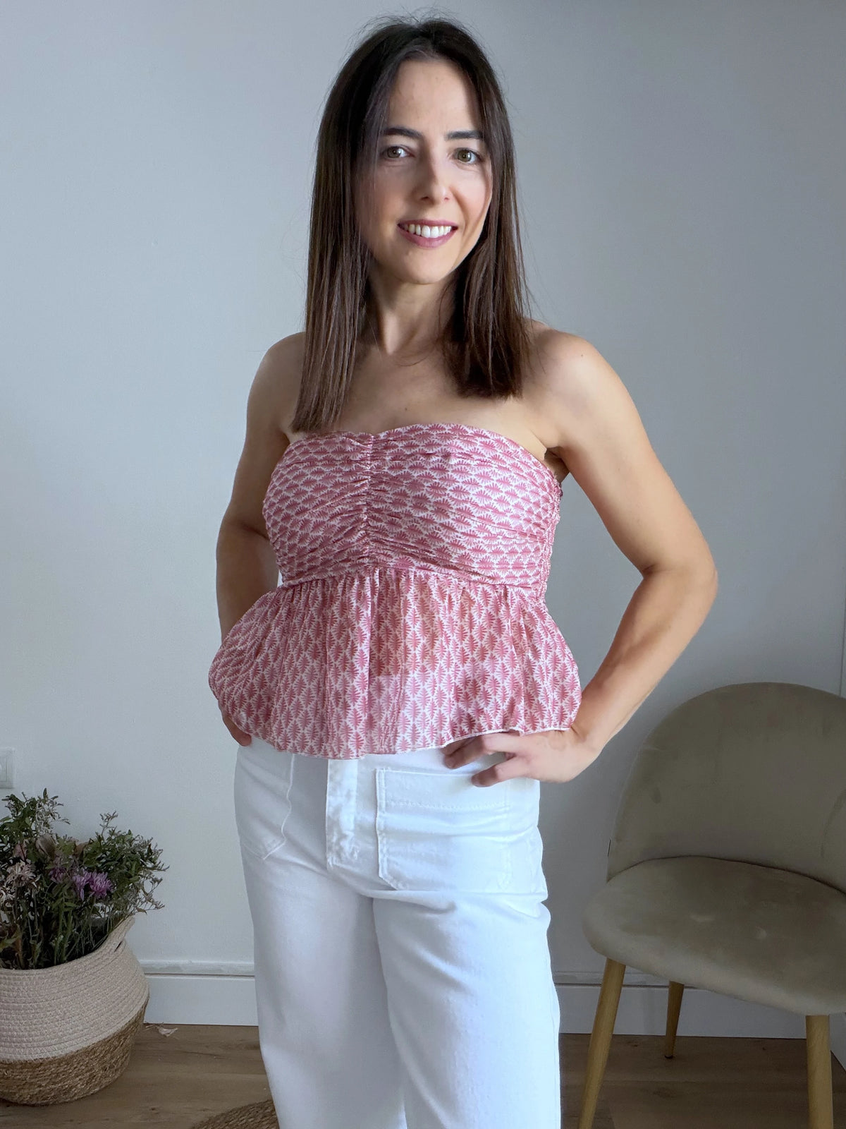 Top volante estampado rosa